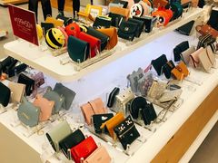 -hotwind热风(世纪东方广场店)