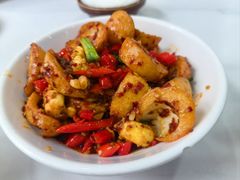 -独一佳老胡湘菜馆(矿山路店)