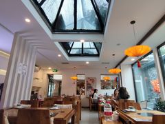大堂-毛辣果·贵州红酸汤牛肉火锅(西单店)