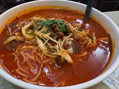 水煮肉片米线-缘久缘米粉(新街口店)