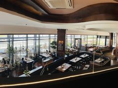 -MONICH牛排融合餐厅(和义大道购物中心店)