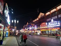 -张公桥美食街