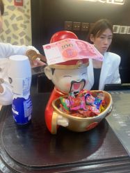 -东方先生国潮男士理发馆
