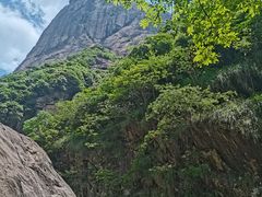 -鄣山大峡谷