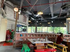 大堂-憨铁匠老火锅(龙岗万科里店)