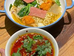 -万记麻辣烫国展总店