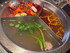 -廖掌柜·重庆鲜货火锅(上海首店)