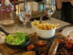 -火车头法国西餐厅