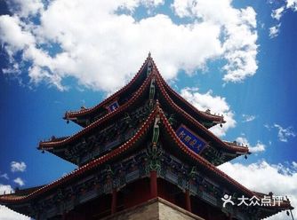 “错过了秋枫冬雪便会迎来春天的樱花”疫情终将散去