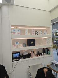 -PE SALON