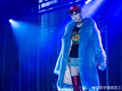 -成都金融城演艺中心