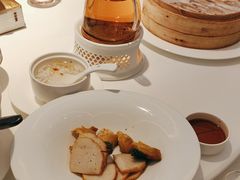 -醉辉皇上海之巅(上海中心大厦店)