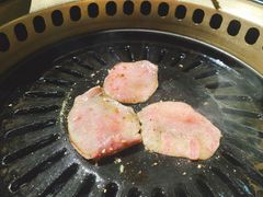 -炼火烤肉店