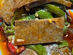 彝家手撕美人椒牛肉-云海肴·云南小炒·汽锅鸡(天津国金汇店)