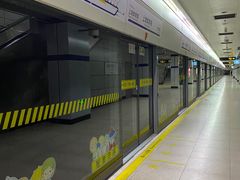 -上海体育场(地铁站)