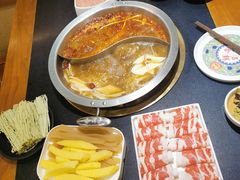 -沸炉重庆老火锅(军事博物馆店)