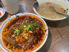 -肖四女乐山跷脚牛肉(世博源店)
