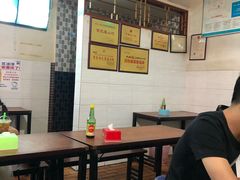 大堂-李米线(武陵路店)