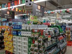 进口食品货架-华润万家(荔湾店)