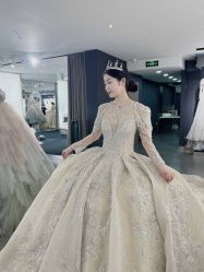 -MANLI BRIDAL婚纱