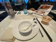 -港丽餐厅(高德置地店)