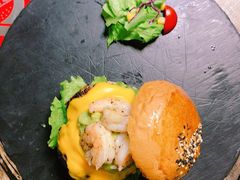 -HIGH FIVE哈福手工汉堡(桂林路店)