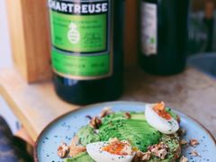 牛油果煮蛋吐司-RAC BAR(安福路店)