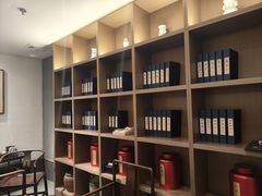-梅花香里大酒店(郁金香路店)