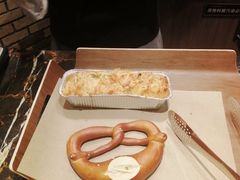 碱水面包-红跑车(仙鹤街店)