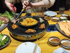 -那胡同里的小烤肉馆(开发区万达店)