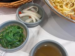 -馋三尺蟹粉小笼(人民广场店)