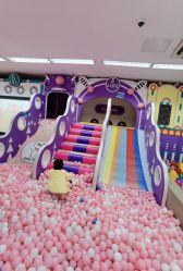 -孩子王童乐园(马群店)