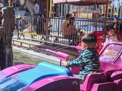 -顺德大良半月城游乐场