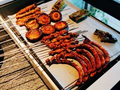 -马路边上·小海鲜烧烤(八一路店)