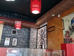 大堂-羊家胡同·龙虾烧烤火锅(龙汇路店)