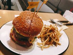 -HELLO 27 意面·沙拉·帕尼尼