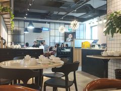 大堂-黄弟大排档·湖南菜·小龙虾·小海鲜(凯旋北路店)