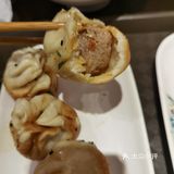 鱼丸很好吃。连千张包的馅料都那么瓷实。还真是老店