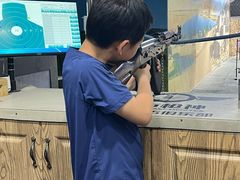 -都市枪神实弹射击俱乐部