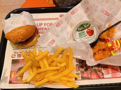 -The Habit Burger Grill 哈比特汉堡(爱琴海店)