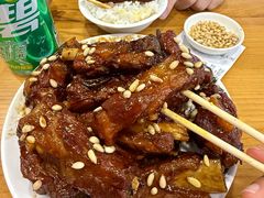 -品鲜村农家菜·阳澄湖大闸蟹(总店)