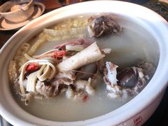旺晖招牌骨头锅-旺晖本帮骨头煲·深夜火锅(梅园路店)
