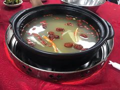 -花苑美食横琴生蚝火锅(拱北粤华路店)