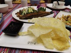 -香巴拉云南餐厅(华莱坞店)