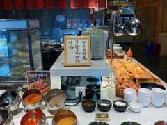 -匠牛亭·锅物烧肉放题自助(昆百大·泰业城店)