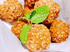 老北京干炸丸子-小大董·烤鸭(观景餐厅·南京西路店)