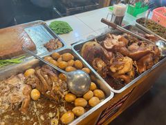 -席娜卡琳火车铁道夜市