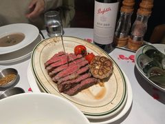 -MONICH牛排融合餐厅(和义大道购物中心店)