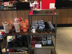 -星巴克臻选(莘庄仲盛店)