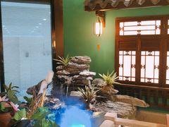 -佬麻雀·新湘菜(珠海金发购物中心店)